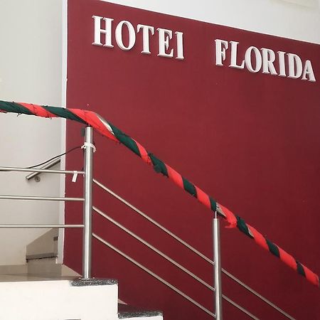 Hotel Florida Saladas 外观 照片